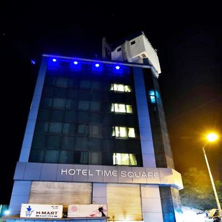 Fabexpress Time Square Hotel Thane Eksteriør billede