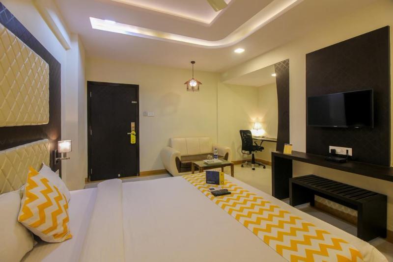 Fabexpress Time Square Hotel Thane Eksteriør billede