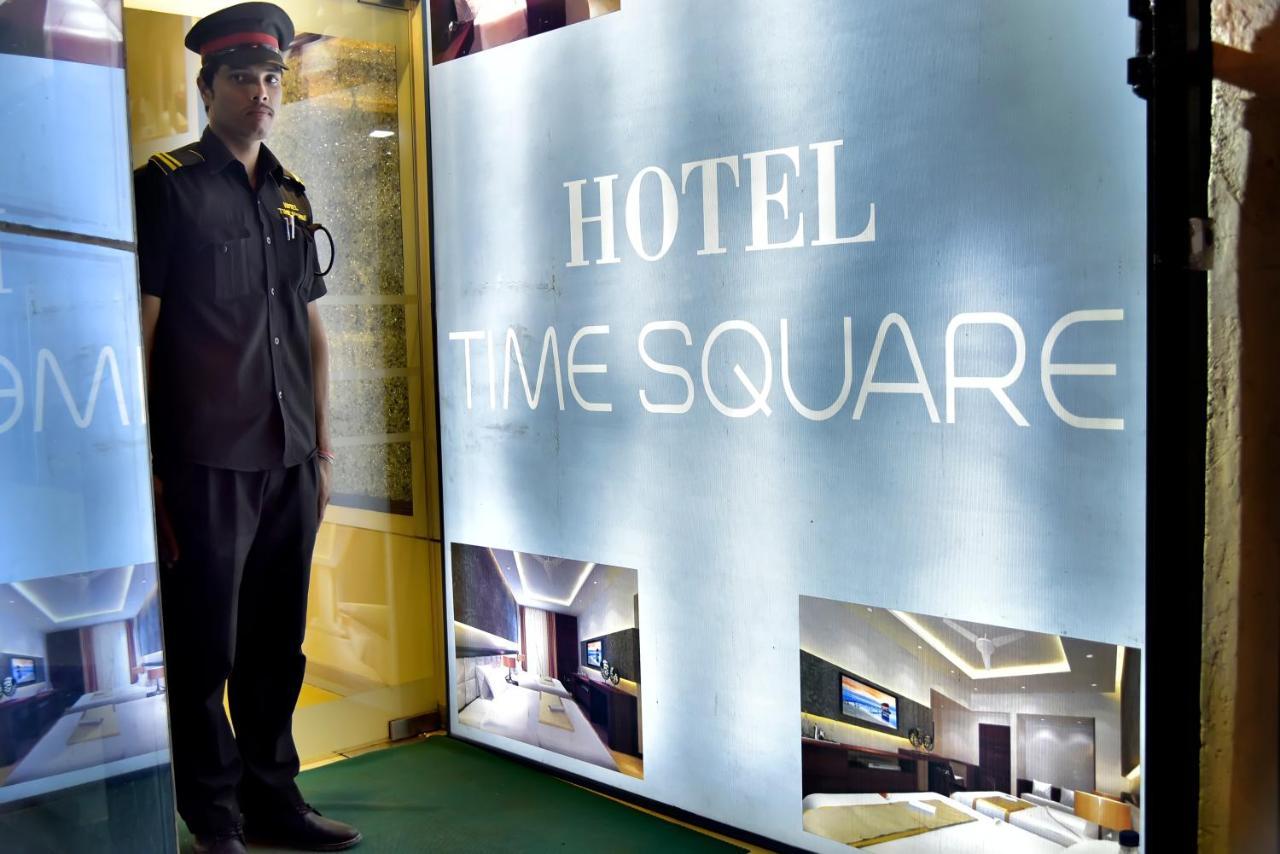 Fabexpress Time Square Hotel Thane Eksteriør billede