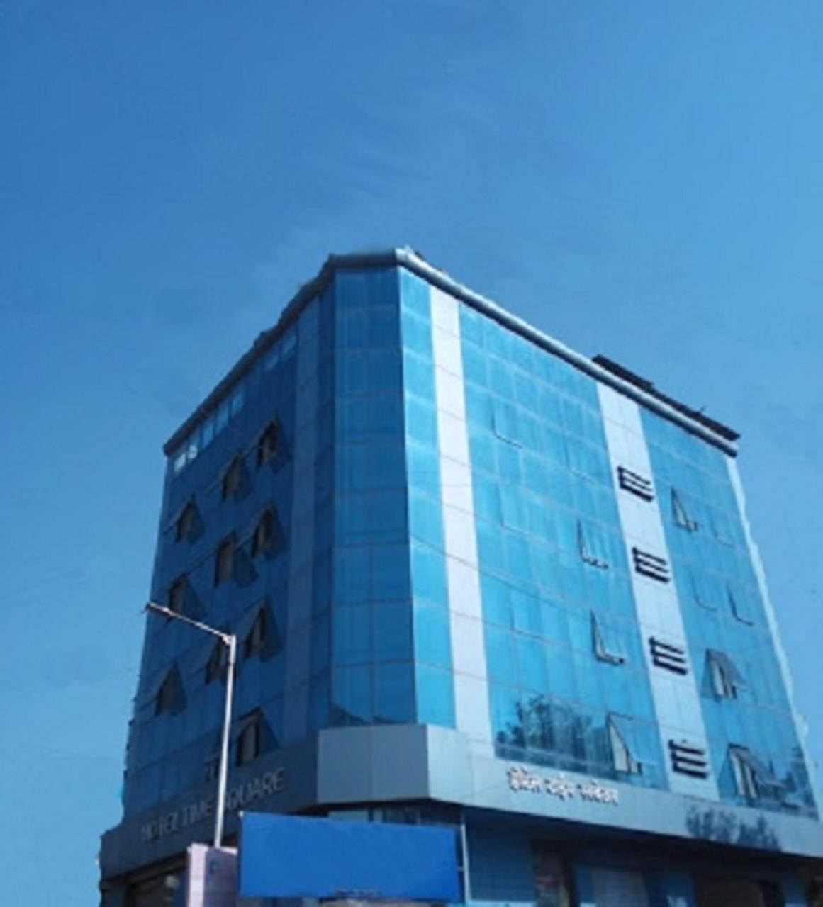 Fabexpress Time Square Hotel Thane Eksteriør billede